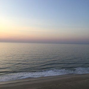 ❤️❤️❤️Bundle 3 items for $10.00💜💗💜Bundle 2 items for $25.00